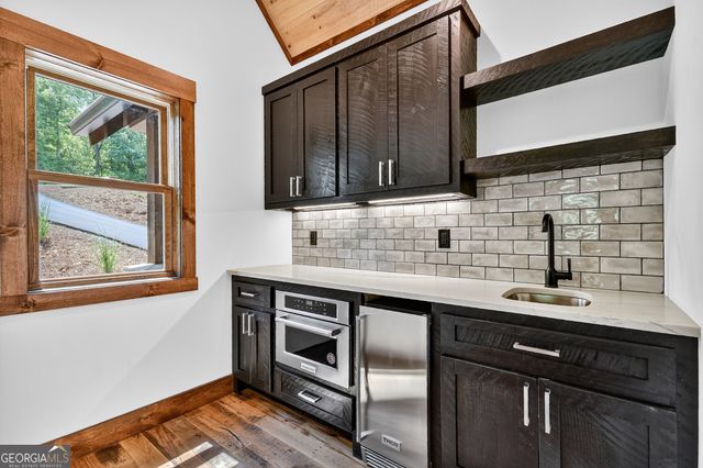 411 Amber Ridge, Blue Ridge, GA 30513