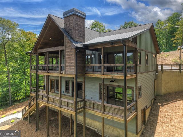 411 Amber Ridge, Blue Ridge, GA 30513