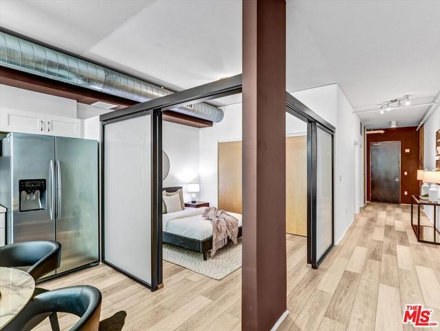 1111 S Grand Avenue 412, Los Angeles, CA 90015
