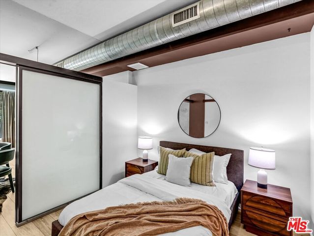 1111 S Grand Avenue 412, Los Angeles, CA 90015