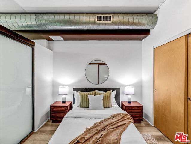 1111 S Grand Avenue 412, Los Angeles, CA 90015