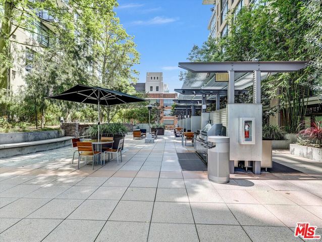 1111 S Grand Avenue 412, Los Angeles, CA 90015