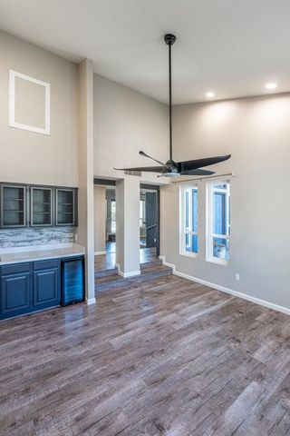 1914 E Beck Lane, Phoenix, AZ 85022