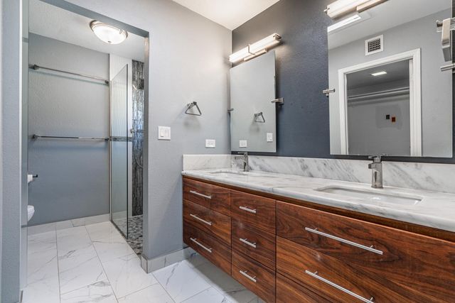 1914 E Beck Lane, Phoenix, AZ 85022