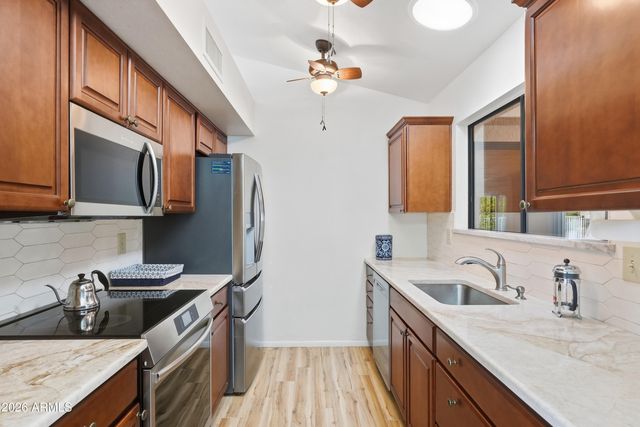 17218 N 125TH Avenue, Sun City West, AZ 85375