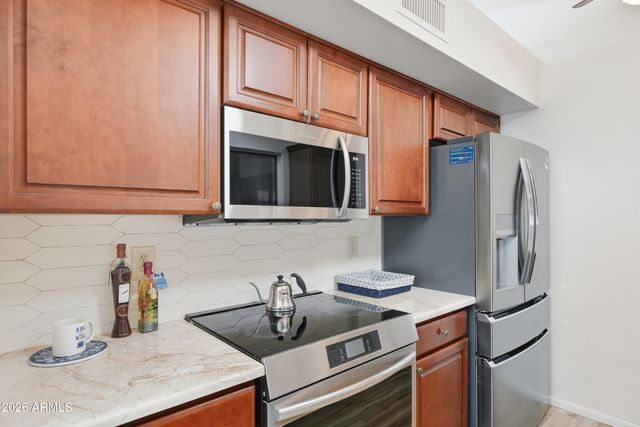 17218 N 125TH Avenue, Sun City West, AZ 85375