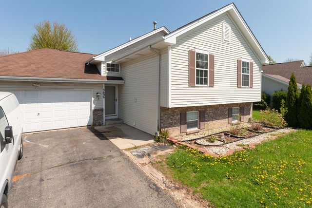 5696 Heidi Drive, Rockford, IL 61109