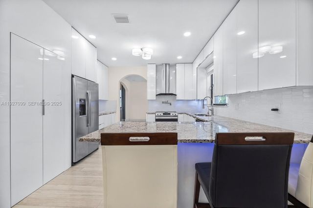 3461 SE 1st St, Homestead, FL 33033