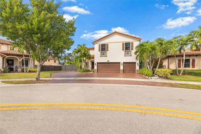 3461 SE 1st St, Homestead, FL 33033