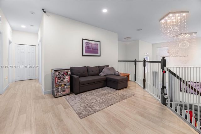 3461 SE 1st St, Homestead, FL 33033