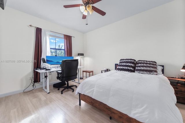 3461 SE 1st St, Homestead, FL 33033