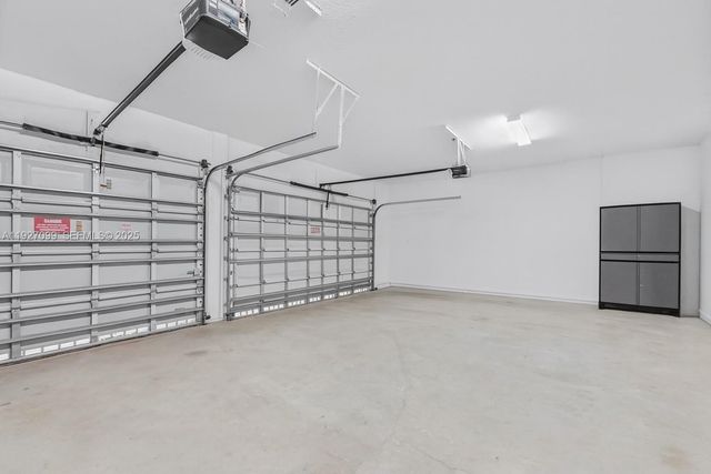 3461 SE 1st St, Homestead, FL 33033