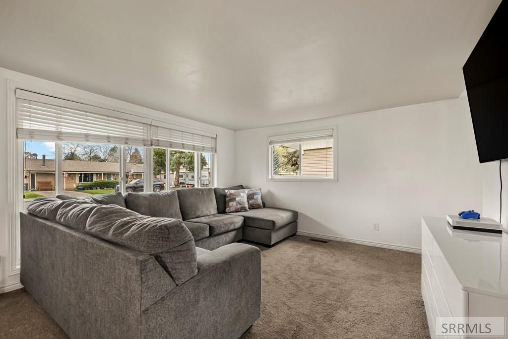 Image 3 of property listing at 2287 Croft Street, Idaho Falls, ID 83401