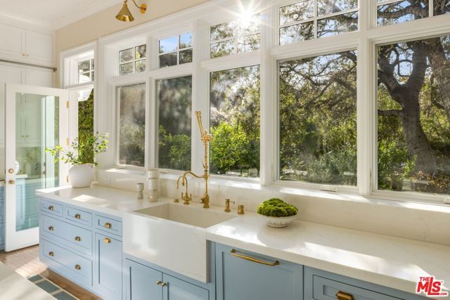 782 Ranch Lane, Pacific Palisades (los Angeles), CA 90272