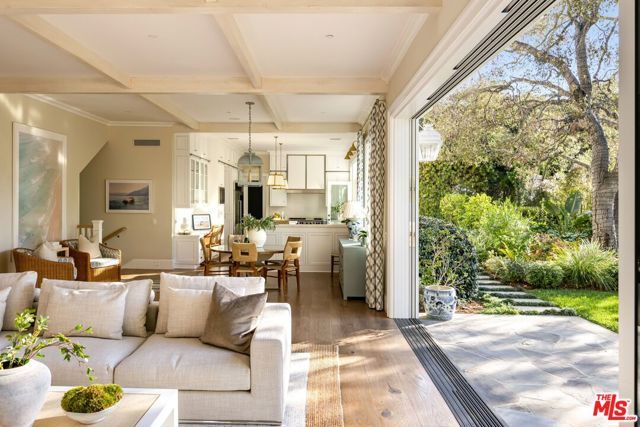 782 Ranch Lane, Pacific Palisades (los Angeles), CA 90272