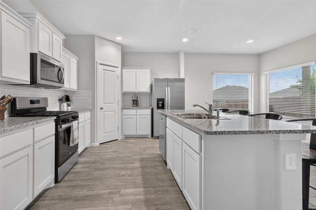 115 Azalea Court, Boyd, TX 76023