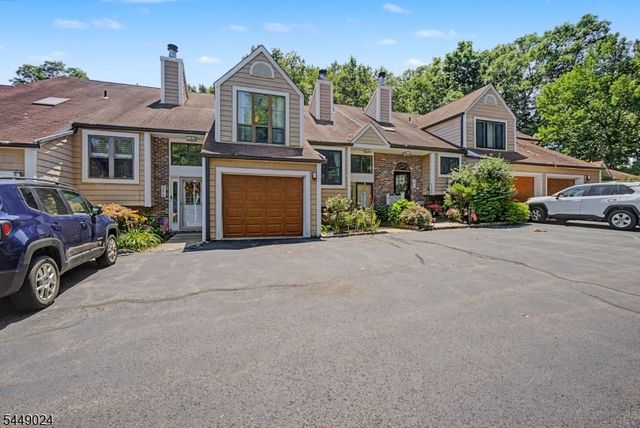 205 Joseph Ln, Mine Hill Twp., NJ 07803