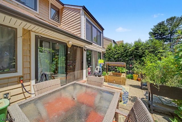 205 Joseph Ln, Mine Hill Twp., NJ 07803