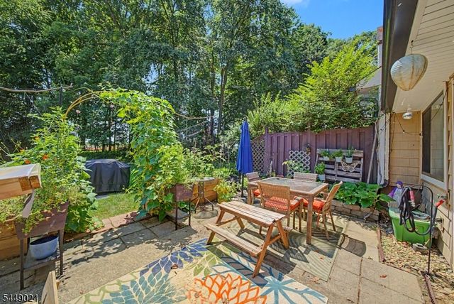 205 Joseph Ln, Mine Hill Twp., NJ 07803