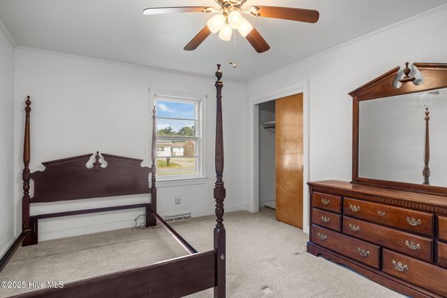 1115 Harper Drive, Kinston, NC 28501