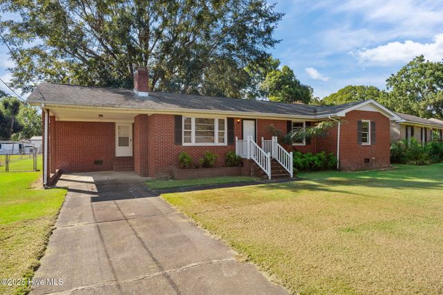 1115 Harper Drive, Kinston, NC 28501