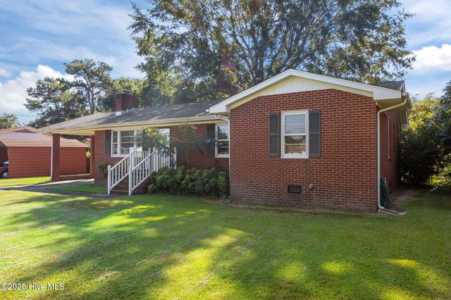 1115 Harper Drive, Kinston, NC 28501