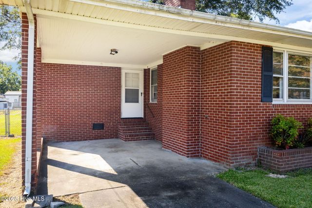 1115 Harper Drive, Kinston, NC 28501
