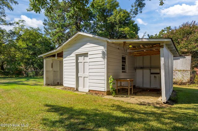 1115 Harper Drive, Kinston, NC 28501