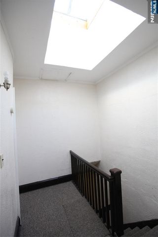 210 Day Avenue, Cliffside Park, NJ 07010