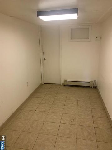 210 Day Avenue, Cliffside Park, NJ 07010