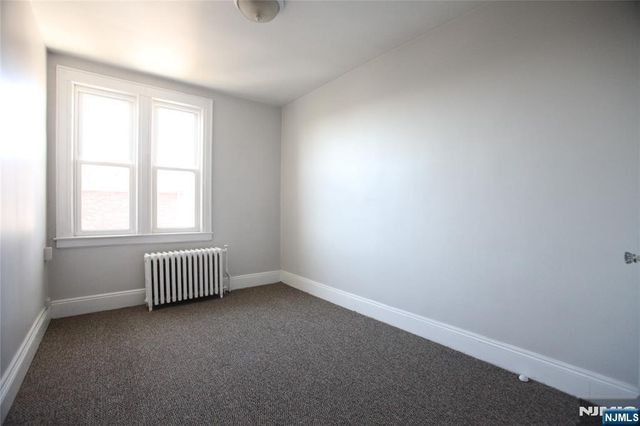 210 Day Avenue, Cliffside Park, NJ 07010