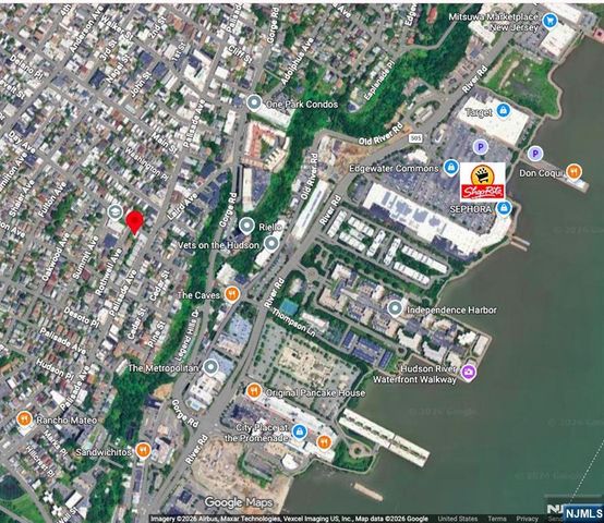 210 Day Avenue, Cliffside Park, NJ 07010