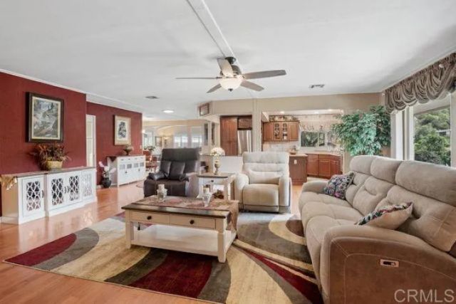 8975 Lawrence Welk 284, Escondido, CA 92026