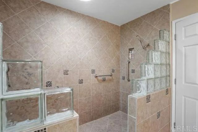 8975 Lawrence Welk 284, Escondido, CA 92026