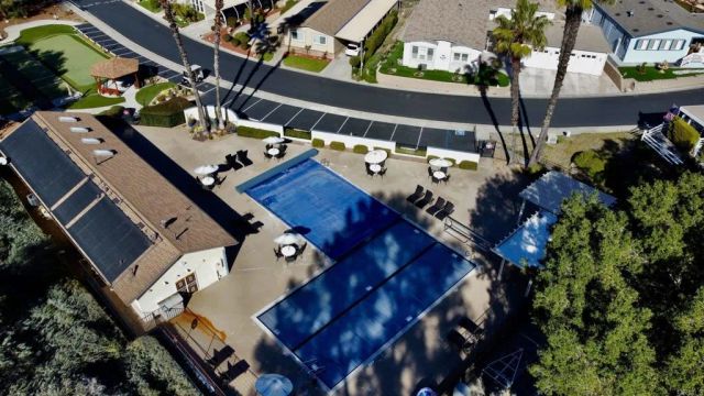 8975 Lawrence Welk 284, Escondido, CA 92026