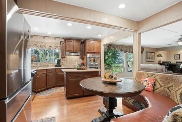 8975 Lawrence Welk 284, Escondido, CA 92026