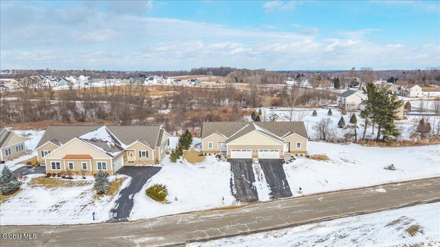 3 Elena Court, Halfmoon, NY 12118