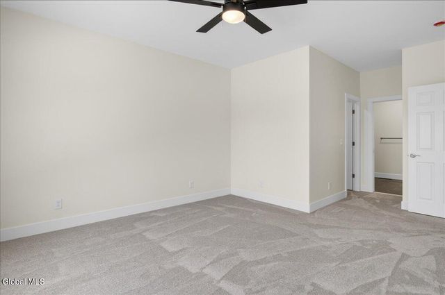 3 Elena Court, Halfmoon, NY 12118