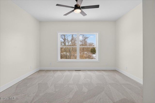 3 Elena Court, Halfmoon, NY 12118