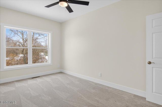 3 Elena Court, Halfmoon, NY 12118