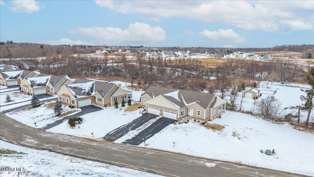 3 Elena Court, Halfmoon, NY 12118