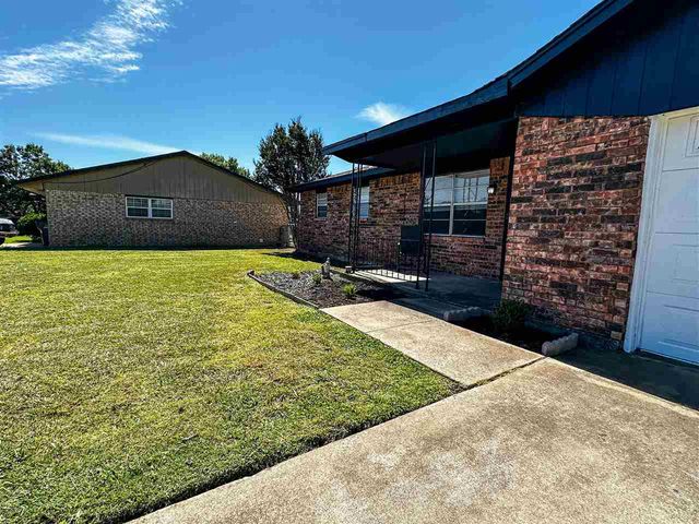 4601 SE Kincaid Ave, Lawton, OK 73501