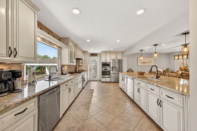 8570 Gunner Way, Fair Oaks, CA 95628