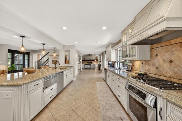 8570 Gunner Way, Fair Oaks, CA 95628