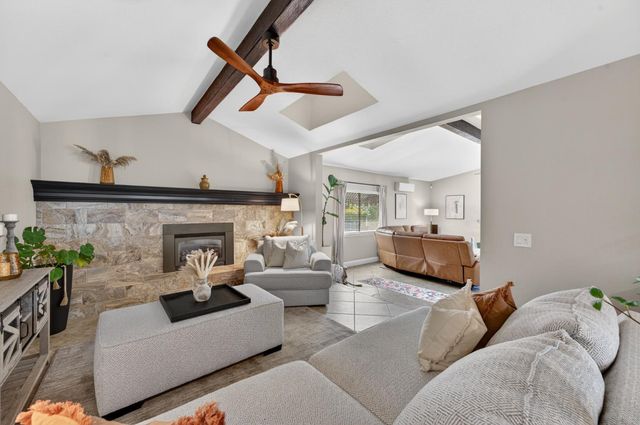 8570 Gunner Way, Fair Oaks, CA 95628