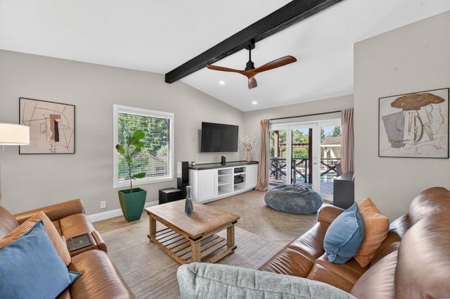 8570 Gunner Way, Fair Oaks, CA 95628