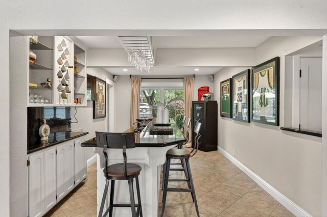 8570 Gunner Way, Fair Oaks, CA 95628