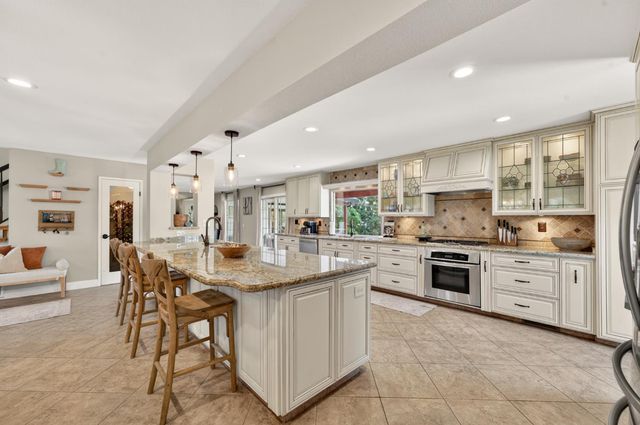 8570 Gunner Way, Fair Oaks, CA 95628