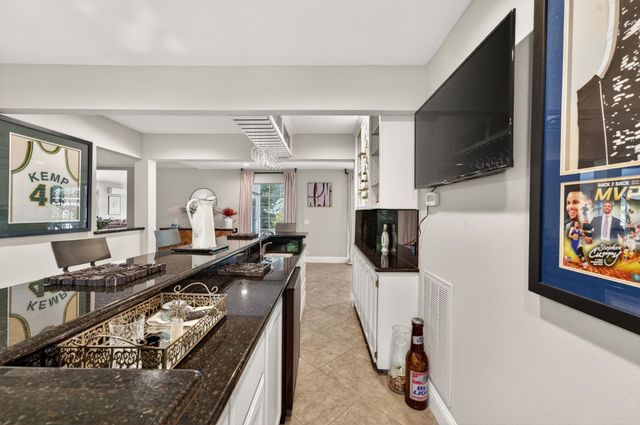 8570 Gunner Way, Fair Oaks, CA 95628