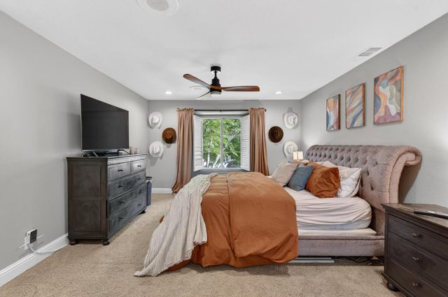 8570 Gunner Way, Fair Oaks, CA 95628